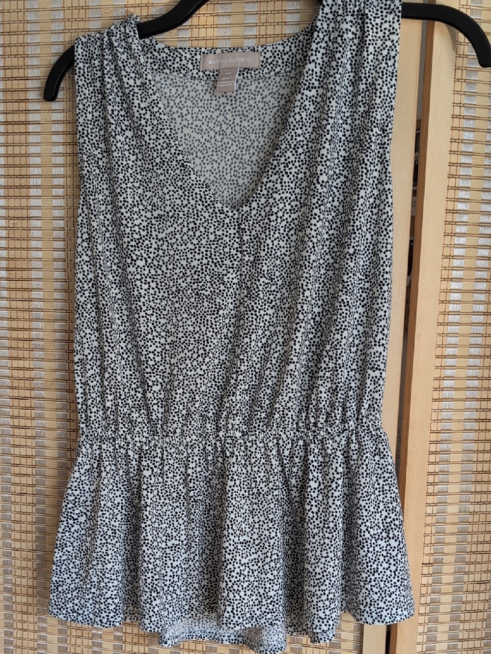 Banana Republic Cream Top with Black Speckle Print